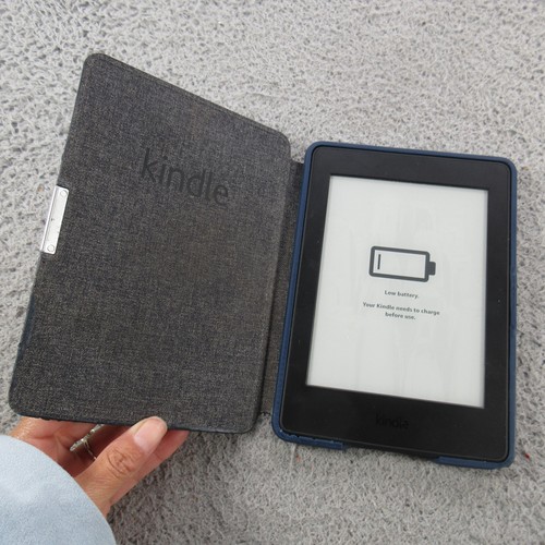 Amazon kindle paperwhite - kindle,